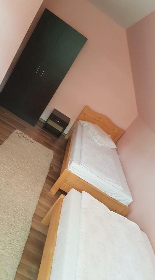 Вілла Casa La Lepe Rosia Montana Екстер'єр фото